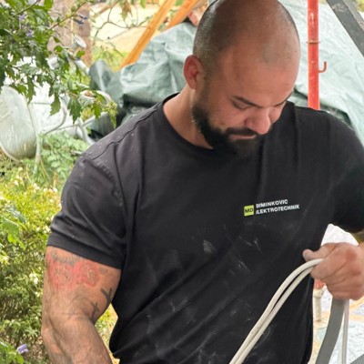 Marko Dominkovic auf der Baustelle